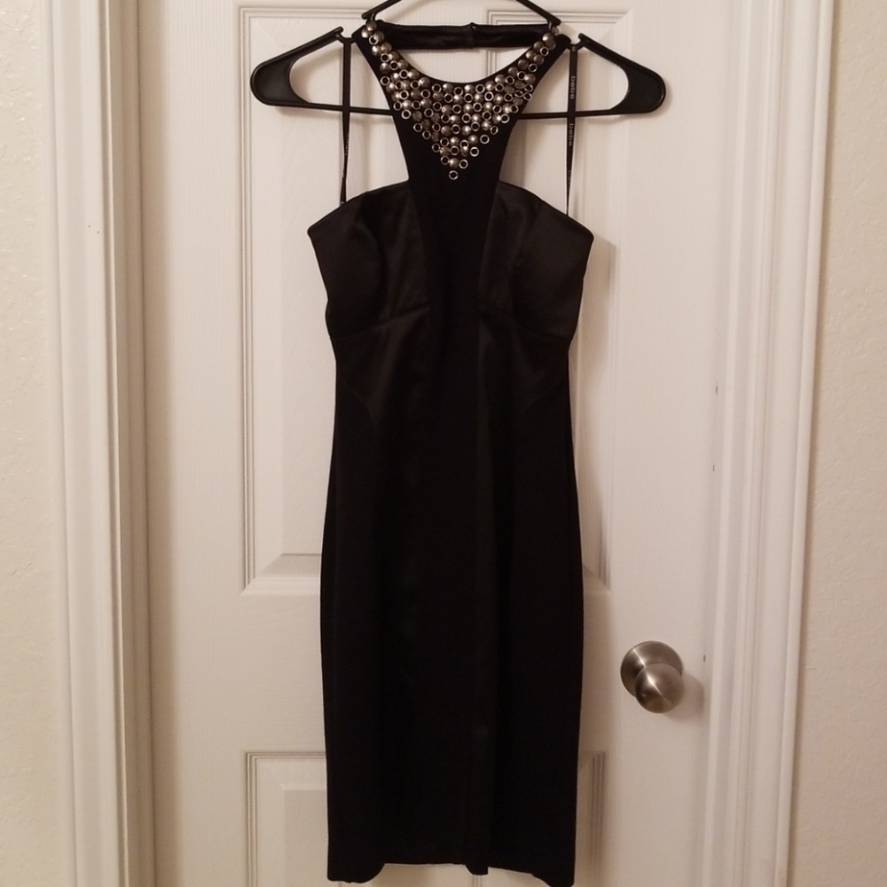 Black bodycon dress